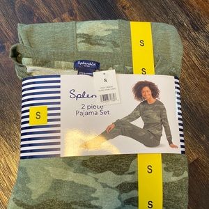 2 piece camo pajama set